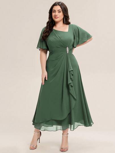 EVERPRETTY Plus Size Summer Elegant Chiffon Green Bridesmaid Dress Diamond Bead Embellishments Wedding Guest Dress Soft Ruffled Irregular Ruffled Dress Suitable For Wedding Formal Dinners Occasions