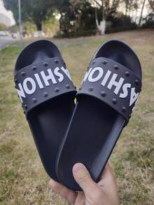 1 Pair Men's Letter Print EVA (Ethylene-Vinyl Acetate Copolymer) Outdoor Slippers, Non-Slip Wear-Resistant Sole, Beach & Holiday, Spring/Summer - Black - View 1