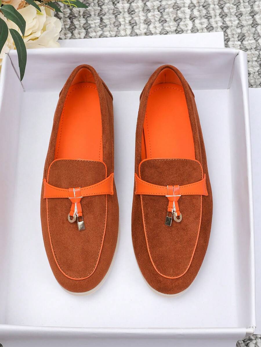 Women's Flat Loafers Low Vamp 2026 Spring/Summer New Versatile Outdoor Professional Work Shoes Soft Sole Wear-Resistant British Style Plus Size Women's Shoes 41-43 - Bronze - View 1