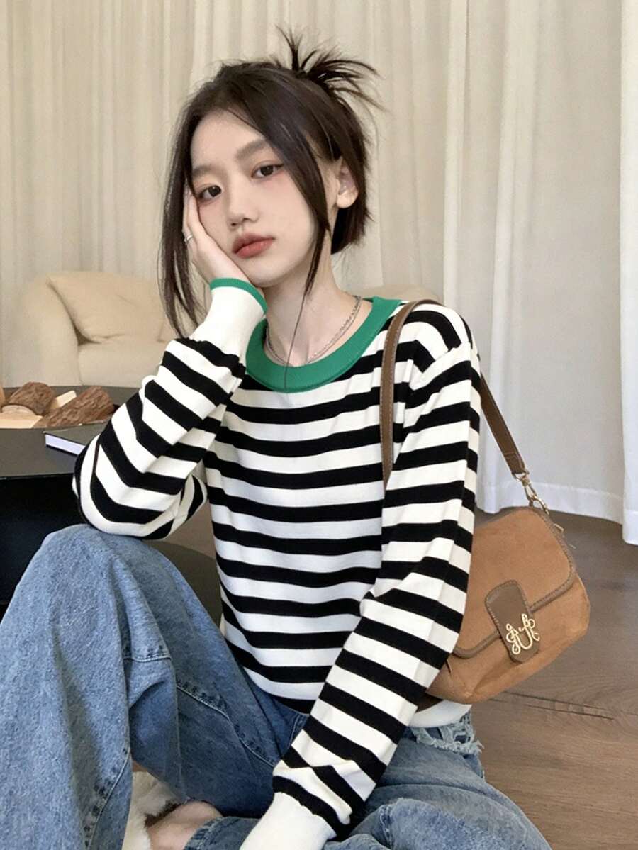 Women Casual Striped Knit Sweater, Pullover - Black and White - View 1
