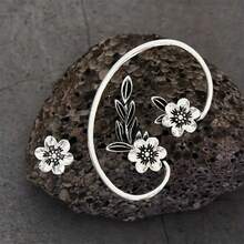 2pcs Flower Earrings Set, Clip-On Earrings, Mini Stud Earrings, Bohemian Style Gift For Women - Silver - View 3