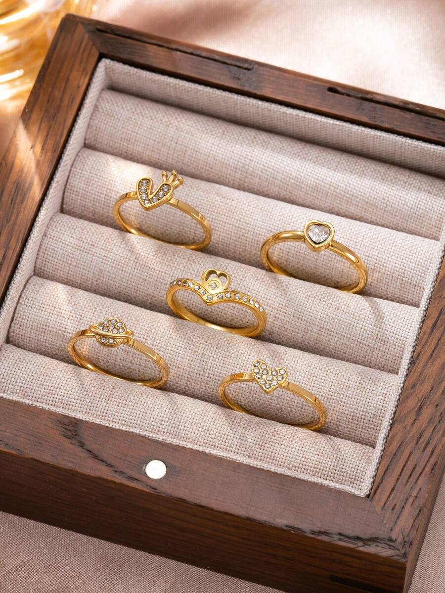 5件套时尚精致不锈钢水钻心形皇冠戒指套装，适合女性日常、节日、订婚、婚礼、浪漫约会、求婚、纪念饰品等场合佩戴。 - 金色 - 查看 1