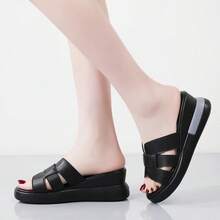 Women's Platform Slide Sandals, Casual Thick Sole Slippers, Comfortable Flip Flops - Black - View 5