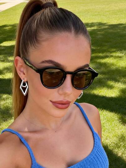 1 Pair Unisex Retro Round Brown Fashion Glasses, Essential For Sexy Girls - Minimalist Frame Design, Suitable For Summer Beach Vacation And Back To School Academic Style