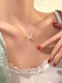 1pc Delicate Minimalist Bow Pendant Necklace For Women - Gold - View 2