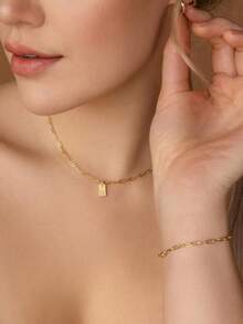 FOREVER QUEEN S925 Sterling Silver Gold Plated English Letter Necklace, Delicate Gold Letter Pendant Name Necklace, Jewelry Gift - Gold - View 7