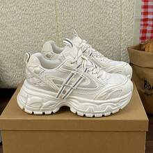 女士银色厚底运动鞋，厚底透气网面跑步鞋，2026春秋季休闲运动鞋 - 白色 - 查看 7