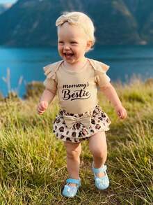 Conjunto de verano para niña pequeña, mono bonito de manga corta con estampado de letras, falda pantalón con estampado de leopardo y diadema, conjunto de 3 piezas, ropa bonita para uso diario, ideal para 0 a 18 meses. - Albaricoque - Ver 3