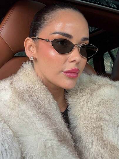 一副复古不对称多边形金属眼镜，优雅时尚，男女通用，适合搭配旅行、夏季配饰、运动风格、驾驶、度假装扮、海滩、音乐节、假期、家庭出游、高尔夫、徒步旅行、优雅风格、街头时尚配饰、度假氛围、运动、派对、户外活动、街头风格、钓鱼、户外活动、度假、防晒、假日