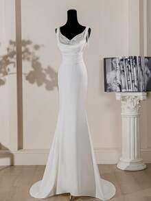 Vestido de novia blanco sin mangas, hecho de tela tejida con escote drapeado y cola - Blanco - Ver 5