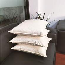 1 chiếc gối trang trí màu vàng tươi rực rỡ, nhồi lông vũ, mềm mại và bông xốp, không bị biến dạng, gia công tinh xảo, thích hợp cho phòng khách, ghế sofa, phòng ngủ, sử dụng ngoài trời. - Màu vàng - Xem 9