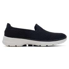 Skechers 女士休闲鞋，舒适步行鞋，GO WALK 6 女士套脚步行鞋，户外日常轻便运动休闲鞋 124523-BKW - 黑色/白色 - 查看 2