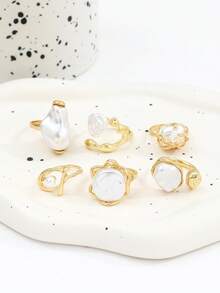 6pcs Vintage French Baroque Faux Pearl Rings, Asymmetrical Hollow Pearl Stackable Ring Set For Women - Gold - View 5