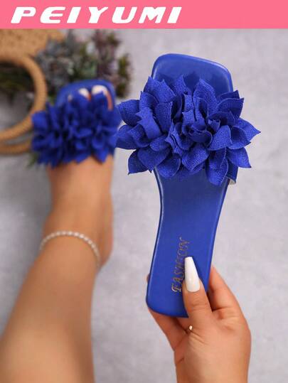 PEIYUMI French Comfortable Minimalist Wide-Fit Floral Square Toe Flat Sandals, Casual Fashionable Outdoor Beach Summer Shoes, Suitable For Ladies With Larger Feet