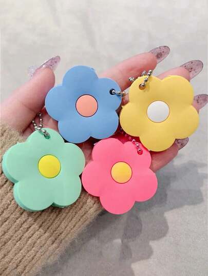 Cute Flower Silicone Key Case - Bright Color Contrast Design, With Silver Bead Chain (Self Assembly Required), Detachable, Anti-Theft Door Key Protection Case, To Ensure Family Safety, Key Ring Accessories | Fun Accessories | Silicone Key Ring, Decorative Key Identification Label, Key Cap Set, Door Lock, Suitable For Women, Small Gifts For Sisters, Lovers, Friends