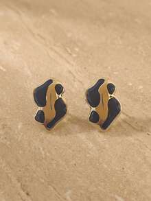 女士设计师款不锈钢油滴不对称耳钉，防水时尚耳饰，可爱彩色海星耳环，适合青少年女孩夏季海滩度假比基尼配饰，搭配迷人服饰和婚纱——百搭饰品，游泳、沐浴、运动时佩戴皆宜，是情人节、生日、母亲节和度假惊喜的理想之选。 - 彩色 - 查看 16