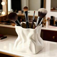 1pc White Asymmetrical Shaped Ceramic Makeup Brush Holder, Versatile Style With Embossed Details, Desktop Organizer For Home Use - A - View 1