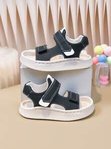 1双黑色男童凉鞋，新款设计，防滑，适合幼儿和小男孩，夏季穿着，软底 - 黑色 - 查看 3