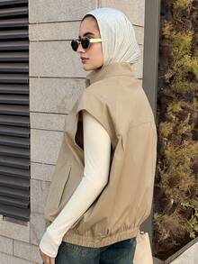 DAZY Women Solid Color Zipper Loose Pocket Jacket Summer Vest - Khaki - View 3
