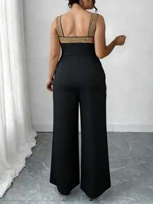 Bộ jumpsuit thanh lịch cỡ lớn với dây đeo mảnh, viền đính hạt vàng trên dây đeo và phần ngực, có túi, kiểu quần ống rộng, phù hợp cho các bữa tiệc và sự kiện trang trọng, màu đen mùa hè. - màu đen - Xem 3