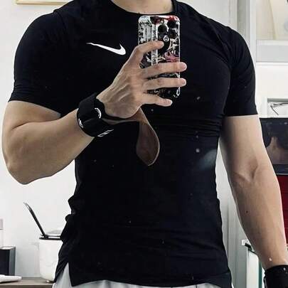  Nike Dri-Fit Rise 365 透氣柔軟短袖跑步印花短袖跑步T卹 男款