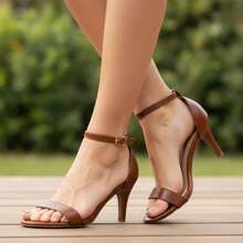 Gisele Dress Sandal With Low Heel (5 Cm), Elegant, Soft, Evangelical Fashion, Black, Nude, Caramel, Silver, Gold, Straw, Coffee - 鏽棕色 - 查看 1
