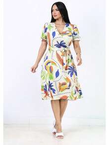 Women's Midi Dress With Short Sleeves, Knee-Length, Boat Neckline, Belt And Vibrant Print. - 熱帶米色 - 查看 3
