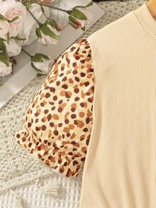 Girls' Casual Everyday Dress With Random Print Pattern, Decorative 3D Bow Design, Umbrella Sleeves, Knee-Length, Suitable For Spring And Summer - Apricot - View 5
