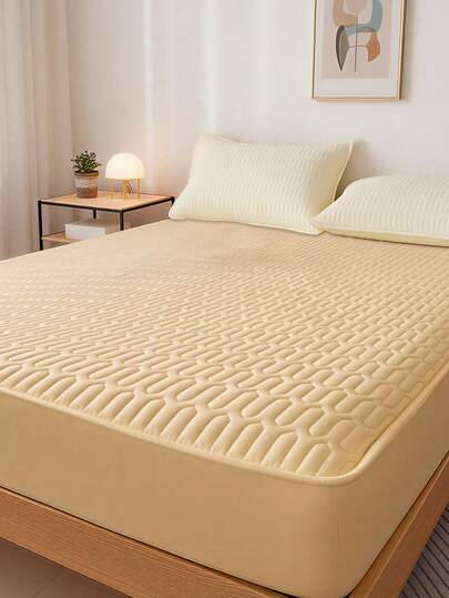 1 Pc Water-Resistant Sheet, Skin-Friendly Breathable, Soft And Comfortable, Solid Color Pattern, Water-Resistant Coated Fitted Sheet, Solid Color Bed Cover, Mattress Cover, Mattress Protector, Bed Cover Bag, Bedroom Protector, Mattress Protection, Home Textile Gift, Gift For Family And Friends, Bedding Supplies (Pillowcase Not Included), Autumn And Winter Home Decoration, Khaki