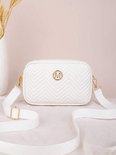 Lightweight Black Crossbody Bag, Fashionable Wide Strap Shoulder Bag, Suitable For Casual Daily Wear Elegant Round Gold-Tone Hardware Quilted Camera Bag With Adjustable Shoulder Strap, Suitable For Daily Use