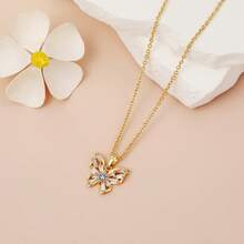 1. 甜美可爱的蝴蝶镂空镶嵌闪亮锆石吊坠项链，精致时尚，适合女性在任何场合佩戴，可作为礼物送给朋友或爱人。 - 蝴蝶吊墜 - 查看 3