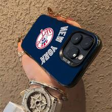 Estuche para teléfono con el logotipo de los New York  Compatible con estuches para teléfonos   17  16 Pro Max  15 Pro Max  13 y  12 Hecho de material de TPU mejorado con un panel posterior de láser personalizado colorido y marco contrastante de alto valor, moderno, cómodo de sostener a prueba de golpes y caídas Un regalo perfecto para familiares, amigos, seres queridos, novios, novias y para aniversarios - Negro - Ver 5