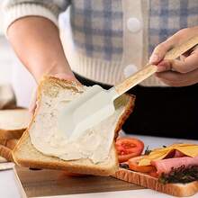 4pcs Silicone Spatula Set With Plastic Scraper, Including: Spatula & Scraper Combo, Long Handle Silicone Spatula, Wooden Handle Spatula Set, Heat Resistant Non-Stick Scraper Baking Mixing Kitchen Tools - Multicolor - View 7