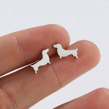 1对不锈钢耳环，可爱松鼠动物吊坠，时尚流行耳环，女士饰品，朋友生日礼物 - 黑色 - 查看 3