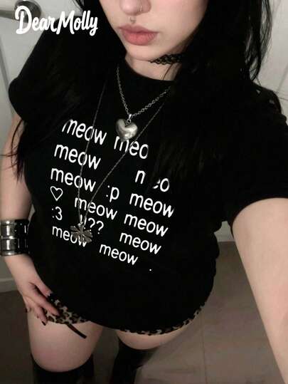 DEAR MOLLY 大码女式街头风休闲上衣，亚文化复古字母印花圆领宽松T恤，适合日常街头穿着