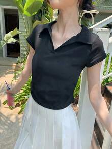 女士Y2K极简主义纯黑色修身腰部可爱性感百搭翻领短袖T恤，春夏款 - 黑色 - 查看 4