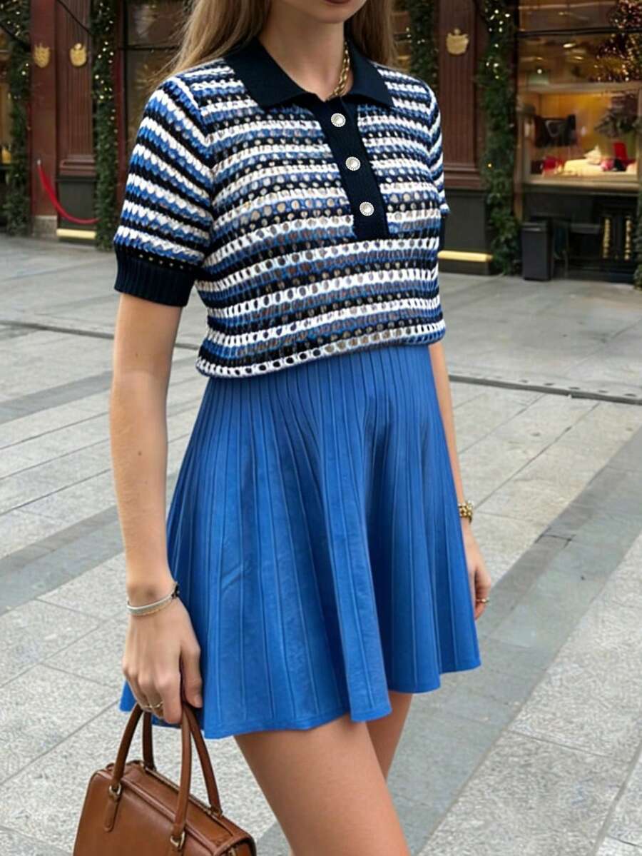 春夏女装：优雅休闲日常通勤海滩度假蓝白条纹系带白色纽扣半开襟高领针织上衣，夏季假日穿搭，外出上衣，度假服饰，女士休闲装 - 藍白色 - 查看 1