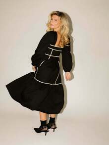 Women's Casual Long-Sleeved Square-Neck Backless Mid-Length Dress - Black - View 9