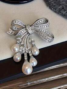 1pc Fashionable Exaggerated Floral Brooch With Rhinestones - Silver - View 4