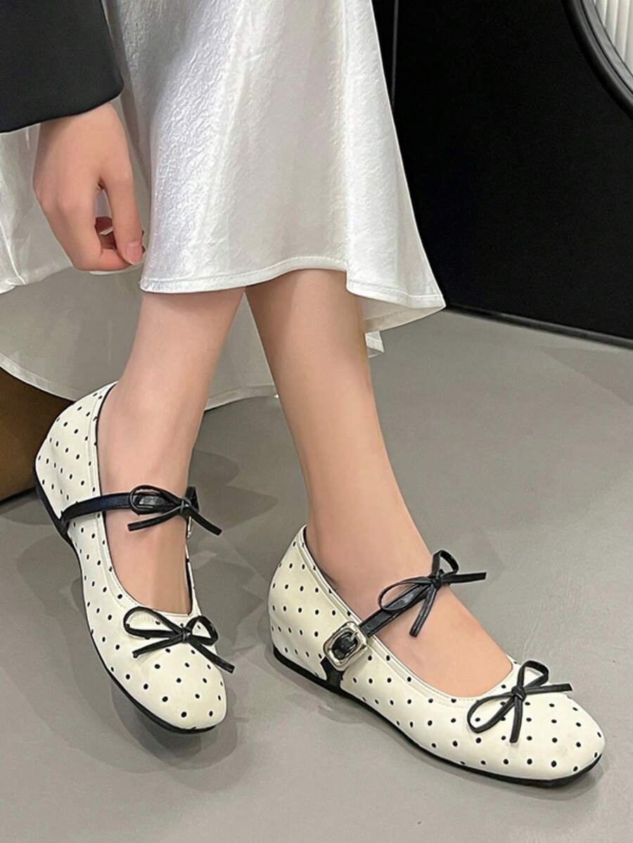 Fashionable Silver Mary Jane Shoes, French Elegant Ballet Shoes, Suitable With Dresses - Beige - View 1