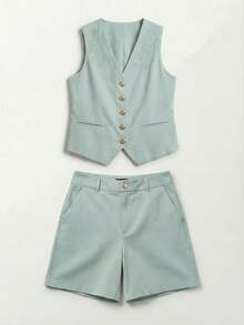 A&DD MODA, REF:LE513 - Women's Set - This Women's Vest And Shorts Set Includes An Exclusive Embroidered Vest With A Front Opening, Combined With High-Waisted, Straight-Cut Shorts That Perfectly Flatter The Legs. Ideal For Everyday Wear And The Workplace. - 淺藍色 - 查看 7