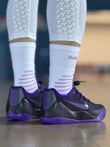 Nike Kobe 9 Elite Low EM Protro “紫色王朝” 舒适耐穿，回弹抓地力强，低帮篮球鞋，男女通用，紫色 - 紫色 - 查看 2