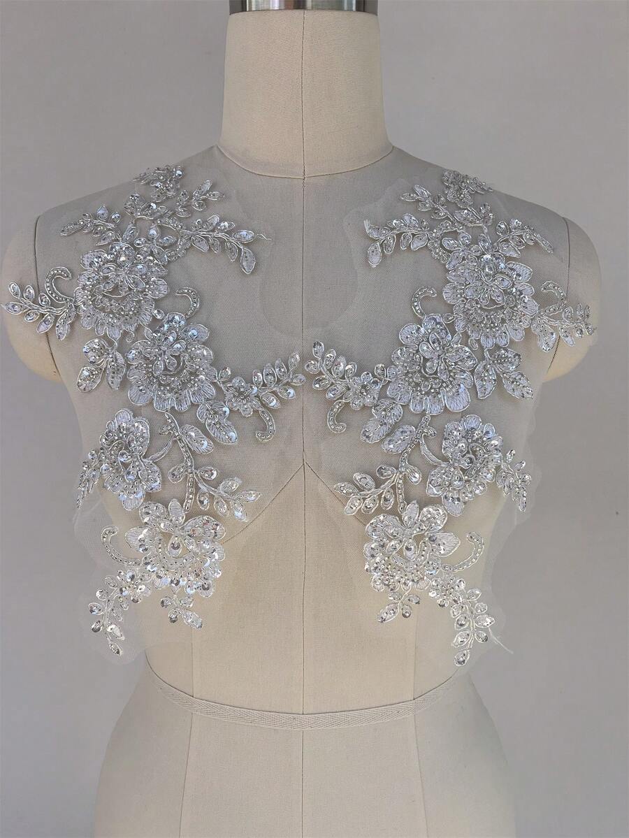 1对3D立体珠饰、蕾丝、花朵刺绣、贴纸，适用于婚纱、新娘礼服装饰、DIY服装配饰（银色）