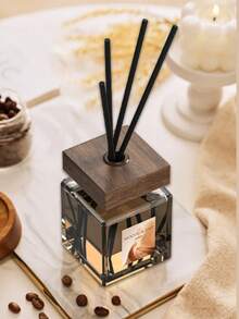 一套无焰家居香氛套装，包含200毫升茉莉/茉莉/香草精油、4根藤条香薰棒，室内空气清新剂及装饰品，持久留香，适用于卧室、浴室、客厅，可用于香薰疗法，也可作为香薰机使用，是馈赠亲友、家居装饰或春季礼物的理想之选。 - 多款 - 查看 8