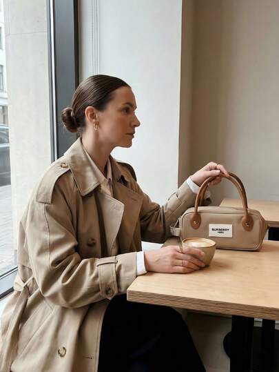 Burberry 1 szt. Brązowa kosmetyczka w stylu college'u, 22*10*10 cm, przenośna saszetka z organizerem i paskiem na ramię, może być używana jako torba na ramię, odpowiednia na każdą porę roku, w podróży i do codziennego użytku