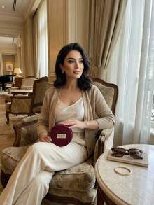 Gucci Encora Red Portable Makeup Bag - Women's Padded Cosmetic Case With Headphone And Coin Storage, Jewelry Organizer - Red - View 3