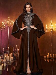 Đầm dạ hội maxi ren satin cao cấp cổ đứng tay bồng UNITHORSE dành cho nữ, xẻ tà cao, mùa xuân. - Cà phê nâu - Xem 3