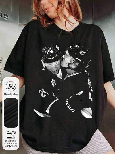 大码女式每日 Ilya Lozanov 和 Sean Holland 拥抱图案圆领短袖休闲夏季女式上衣，激情对决图案女式黑色T恤