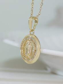 1pc Gold-Plated Cubic Zirconia Round Virgin Mary Pendant, Suitable For Men And Women, Vintage Elegant Fashion, Suitable For Casual Wear - Gold - View 4