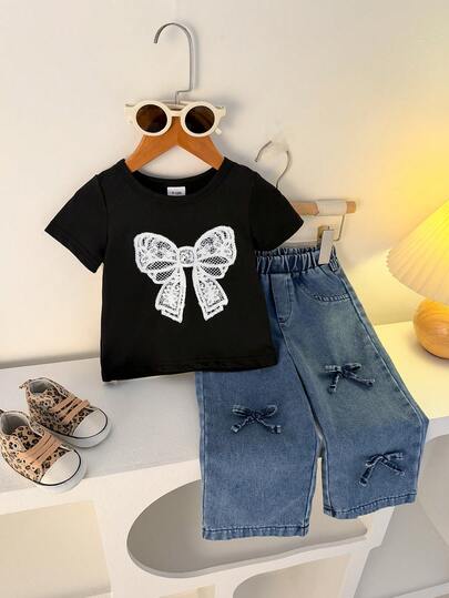 2 piezas Conjunto de niñas bebé de moda de verano con parte superior de camiseta de cuello redondo con estampado de moño y pantalones casuales a juego con moño, adecuado para uso diario, al aire libre, escuela, transporte, ropa de calle